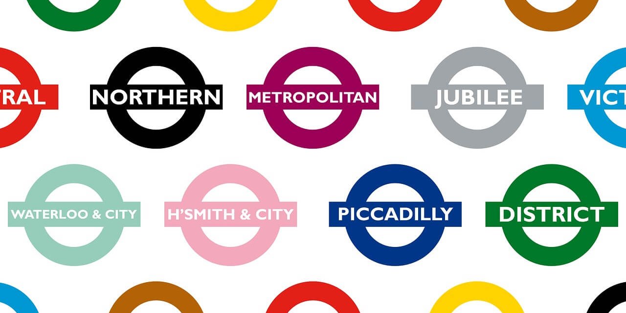 underground-signs-1768736_1280 trasporte-en-londres