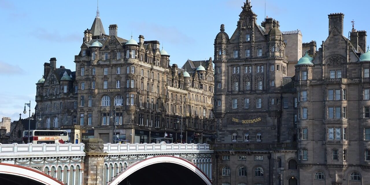 scotland-859332_1280 que-ver-edimburgo